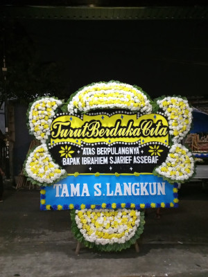 Papan Bunga Duka di Bantarkawung